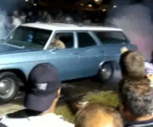 1965 Impala Wagon Burnout